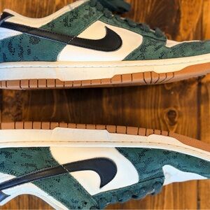 Nike Green snake skin Suede Low-Top Sneakers with Black Swoosh